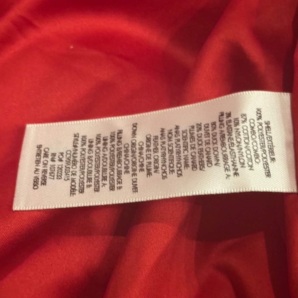 Alice + Olivia Glossy Red Puffer Jacket - Picture 13 of 15
